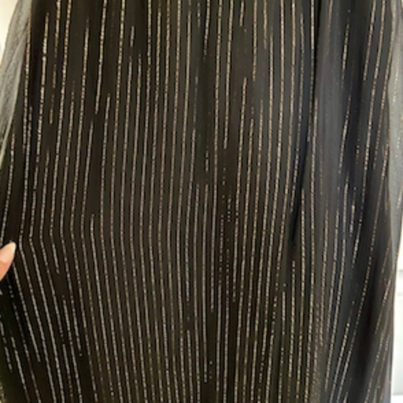 Long Black Flowy Dress With Gold Sparkle - Picture 6 of 8